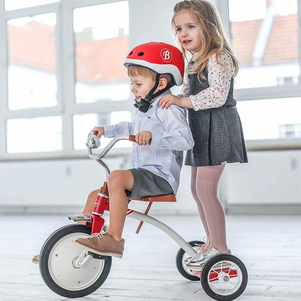 triciclo para dos niños